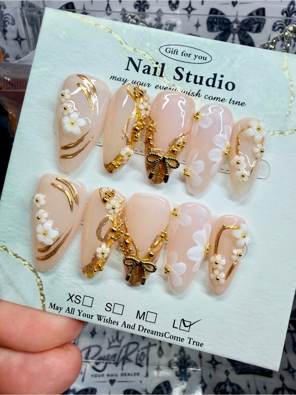 Nude Pink Floral Gold Accent Press-On Nails Size Large